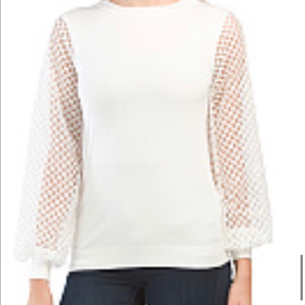Sioni sweater.